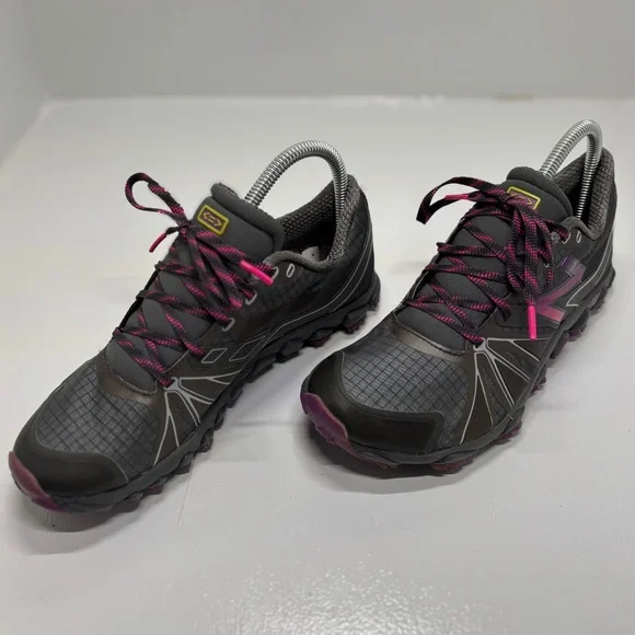 New Balance WT1010v2 Trail Running Shoes Women’s 7.5 Gray Pink Vibram - Picture 2 of 14